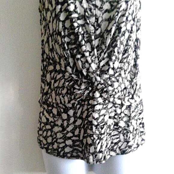 Simply Vera / Vera Wang Top 100% Rayon Front Wrap Knot Detail Stretch EUC! Sz XS - Picture 3 of 6